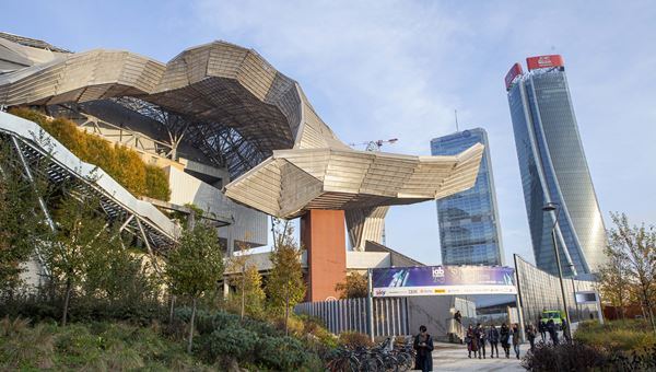 Il MiCo e le torri di CityLife a Milano